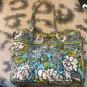Vera Bradley bag. Island blooms pattern